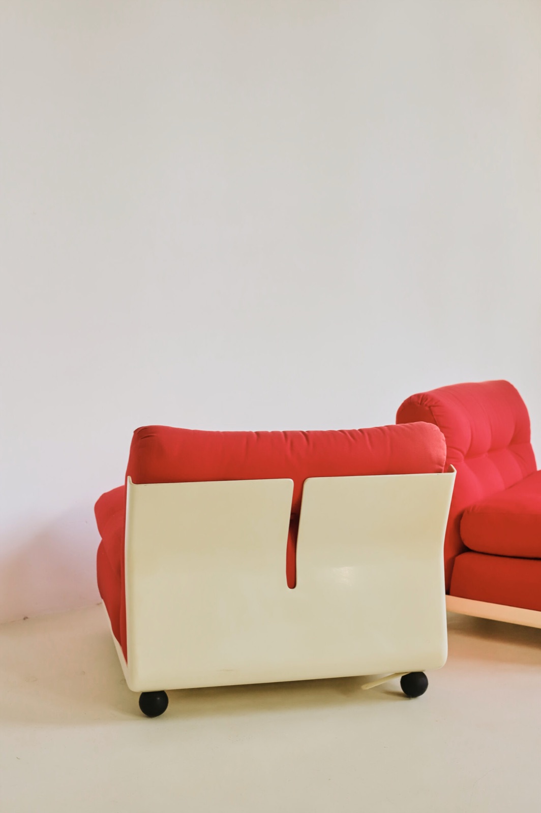 B&B Italia Amanta fauteuil, zijaanzicht
