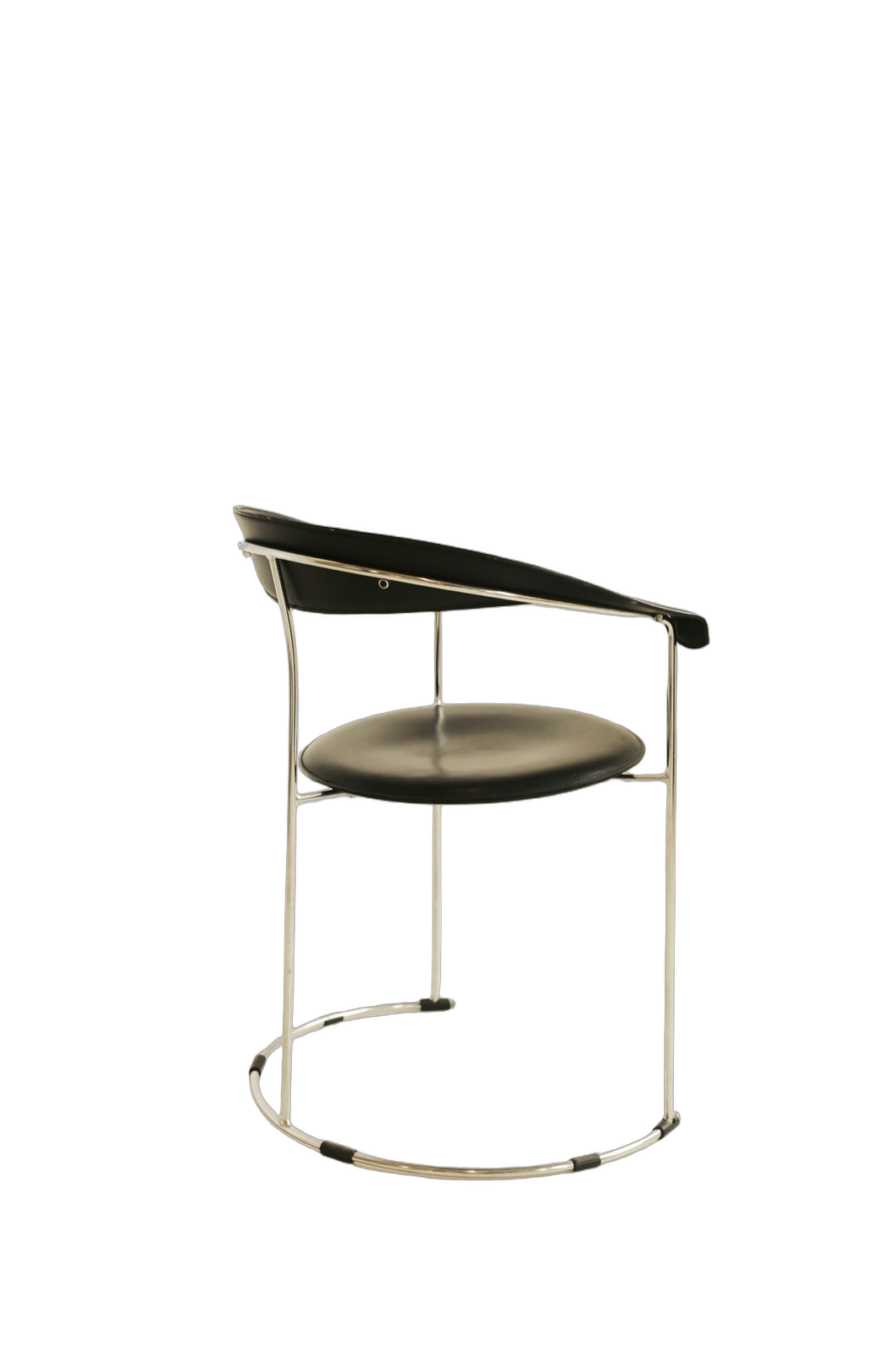 Canasta fauteuil, zijaanzicht